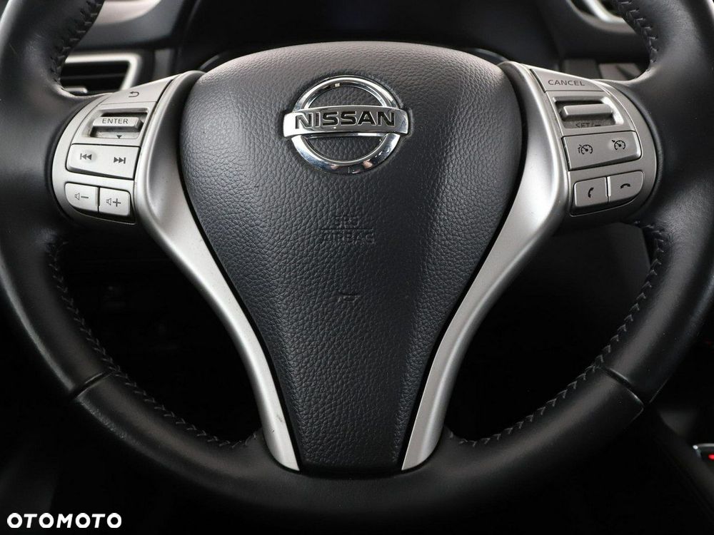 Nissan Qashqai 1.6 DIG-T N-Connecta - 21