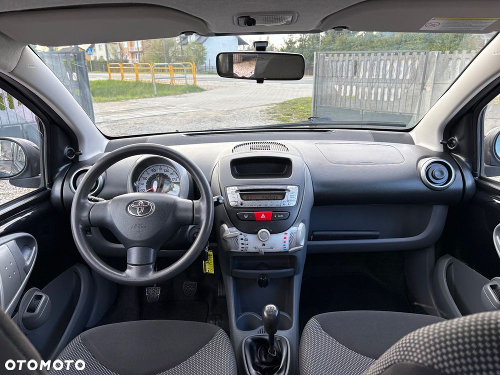 Toyota Aygo Cool - 34