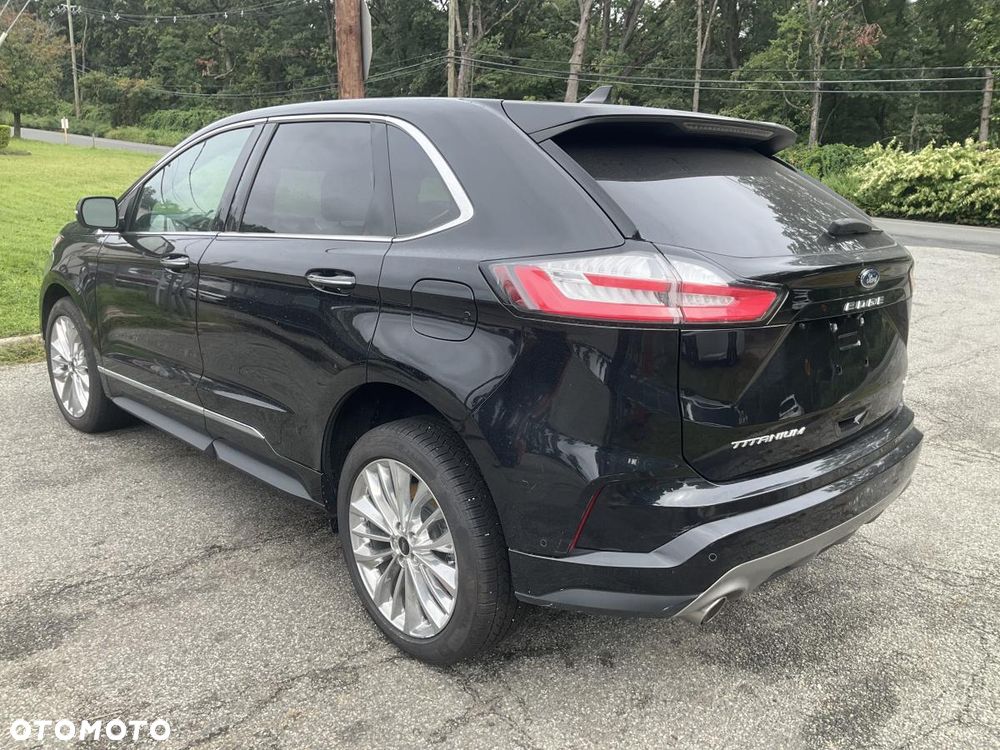 Ford Edge - 3