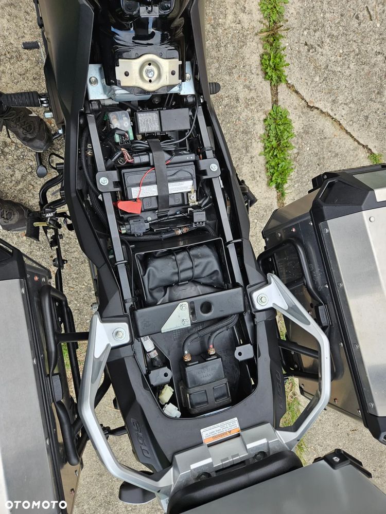 Suzuki DL - 18