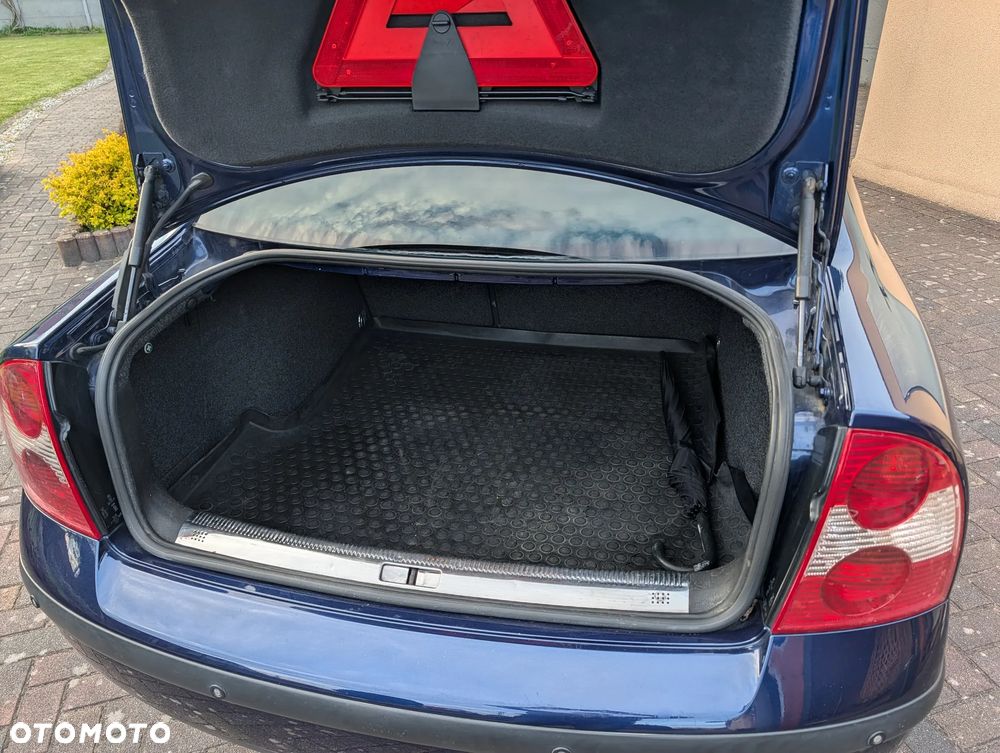 Volkswagen Passat 1.9 TDI - 23