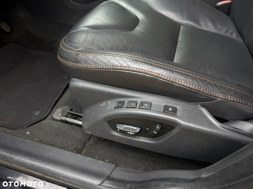 Volvo XC 60 D5 AWD Momentum - 12