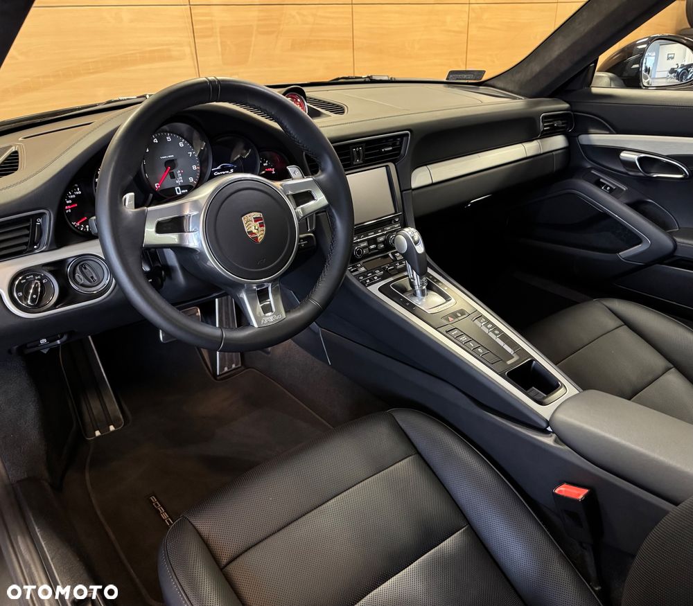 Porsche 911 Carrera S PDK - 14