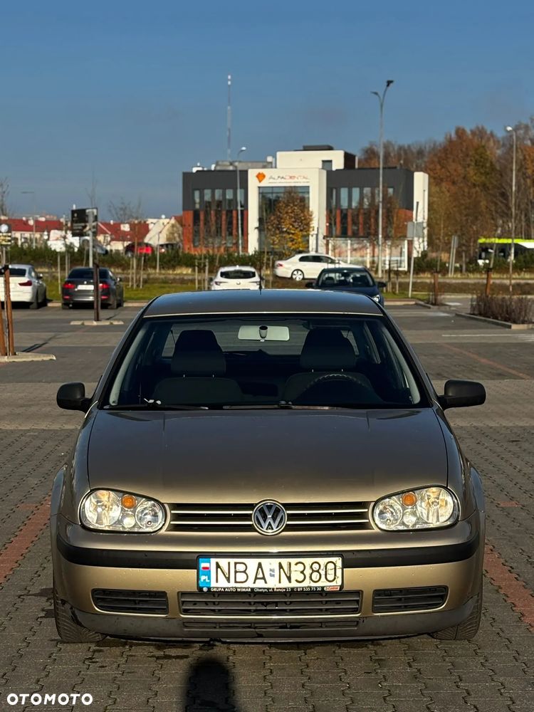Volkswagen Golf 1.4 Q - 2