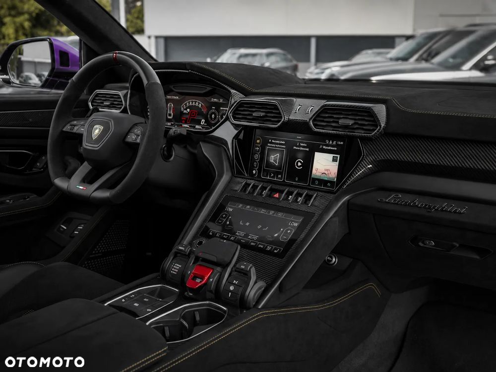 Lamborghini Urus - 19
