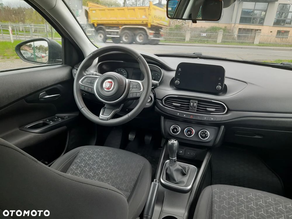 Fiat Tipo 1.0 T3 Red - 22