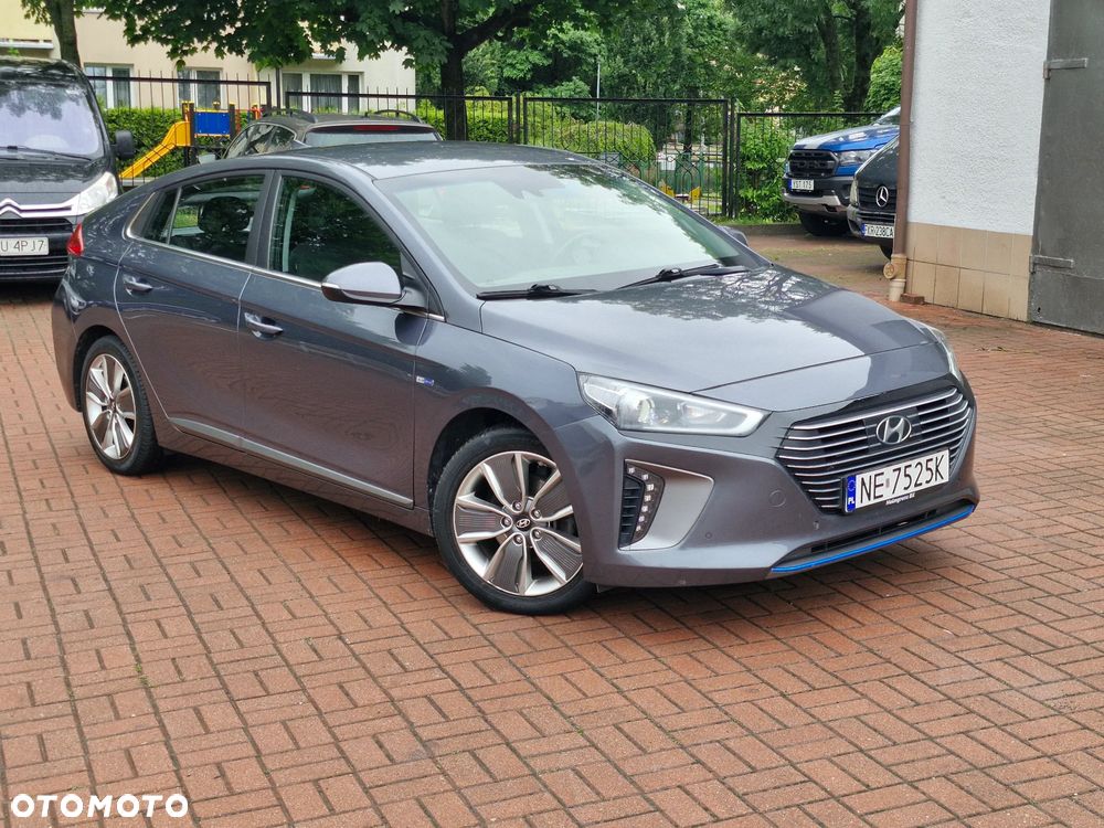 Hyundai IONIQ Hybrid Business - 14