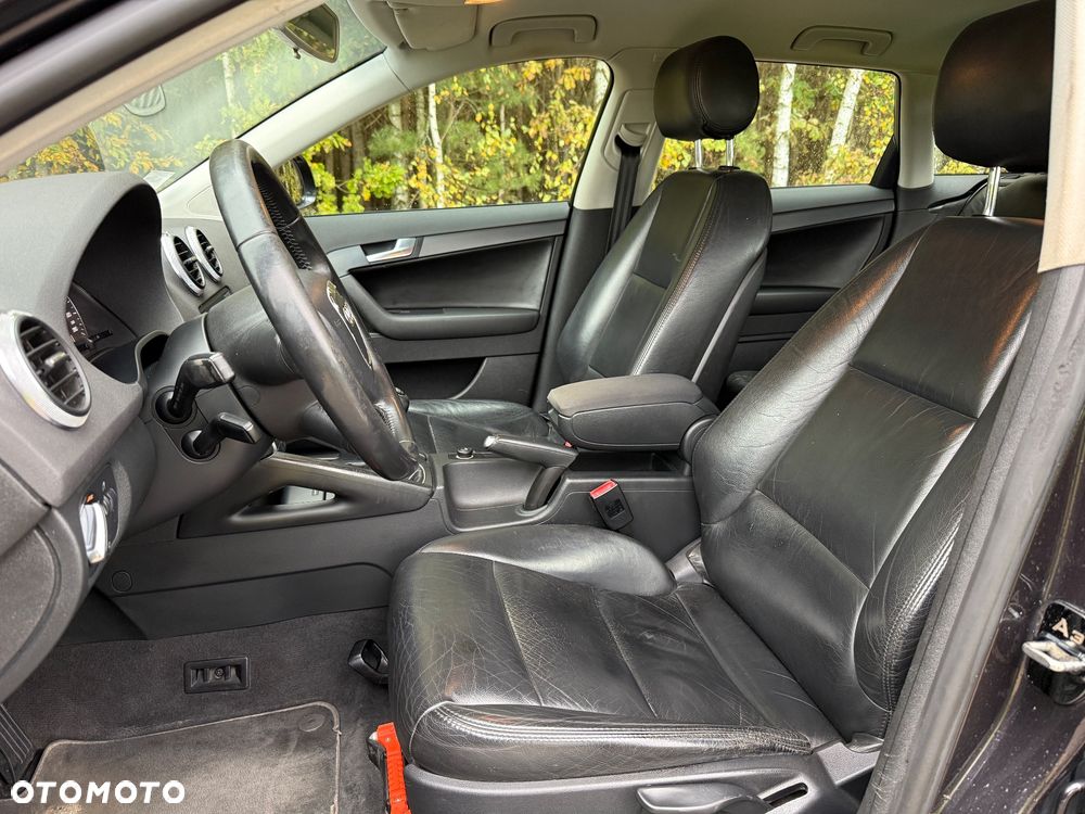 Audi A3 Sportback - 12