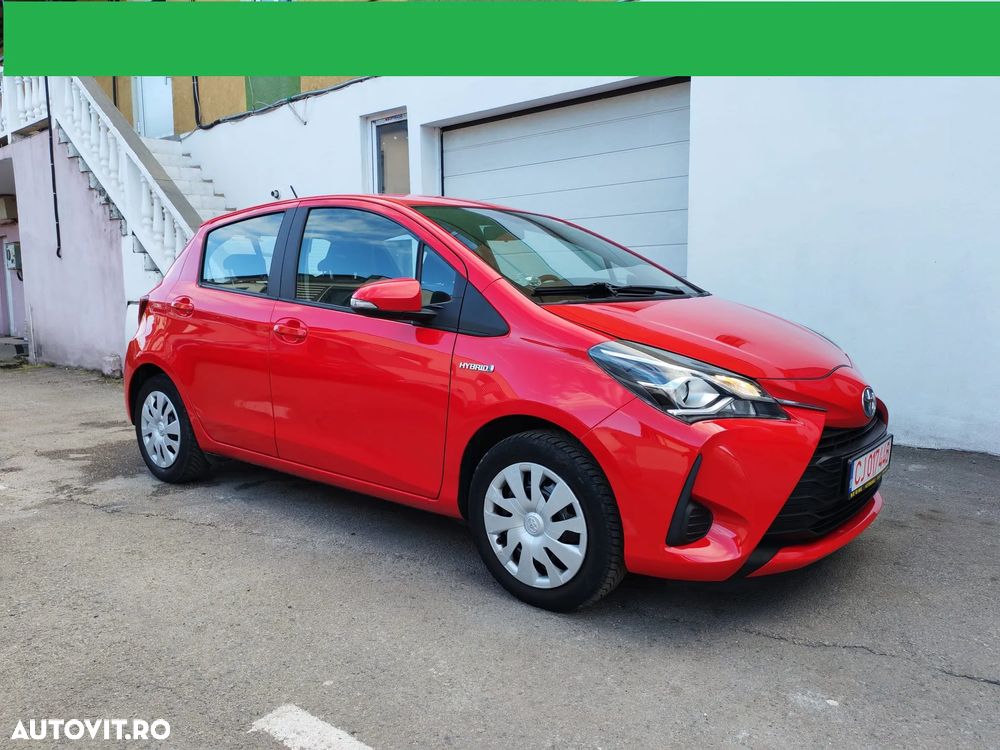 Toyota Yaris 1.5 VVT-i HSD Sol - 2