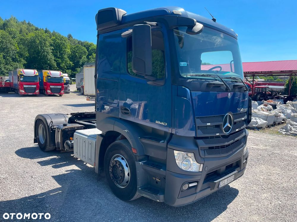Mercedes-Benz 18.43,18.40 - 23