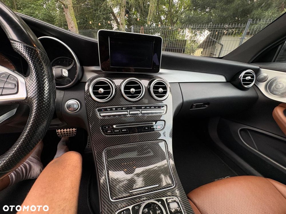 Mercedes-Benz Klasa C 300 7G-TRONIC - 13