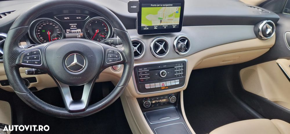 Mercedes-Benz GLA 200 (CDI) d 4Matic 7G-DCT - 16