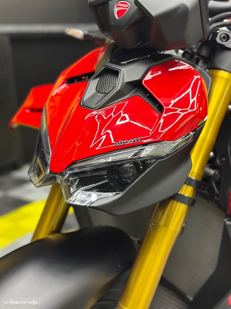Ducati Streetfighter Street Fighter V4 - 2