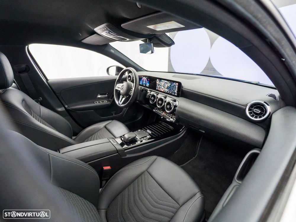 Mercedes-Benz A 250 e Style Plus - 35