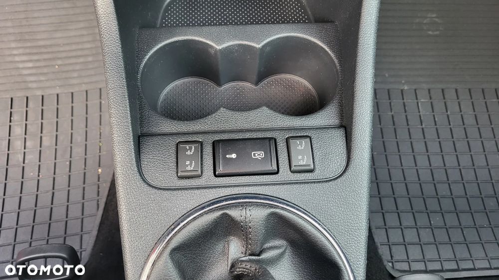 Skoda Fabia 1.2 TSI MONTE CARLO - 24