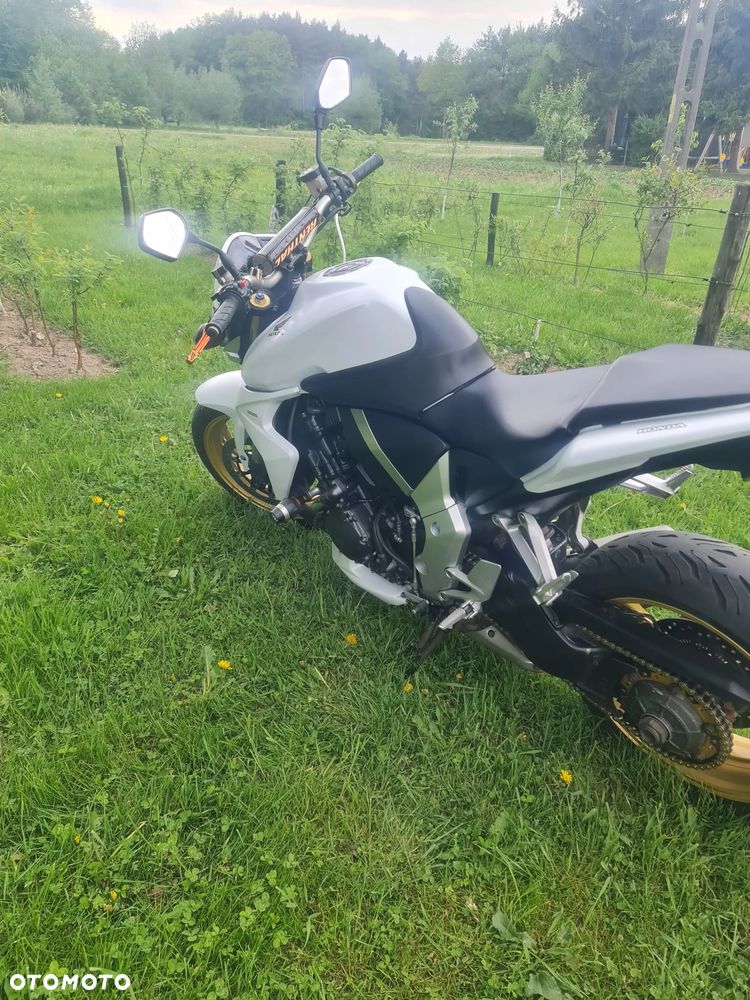 Honda CB - 9