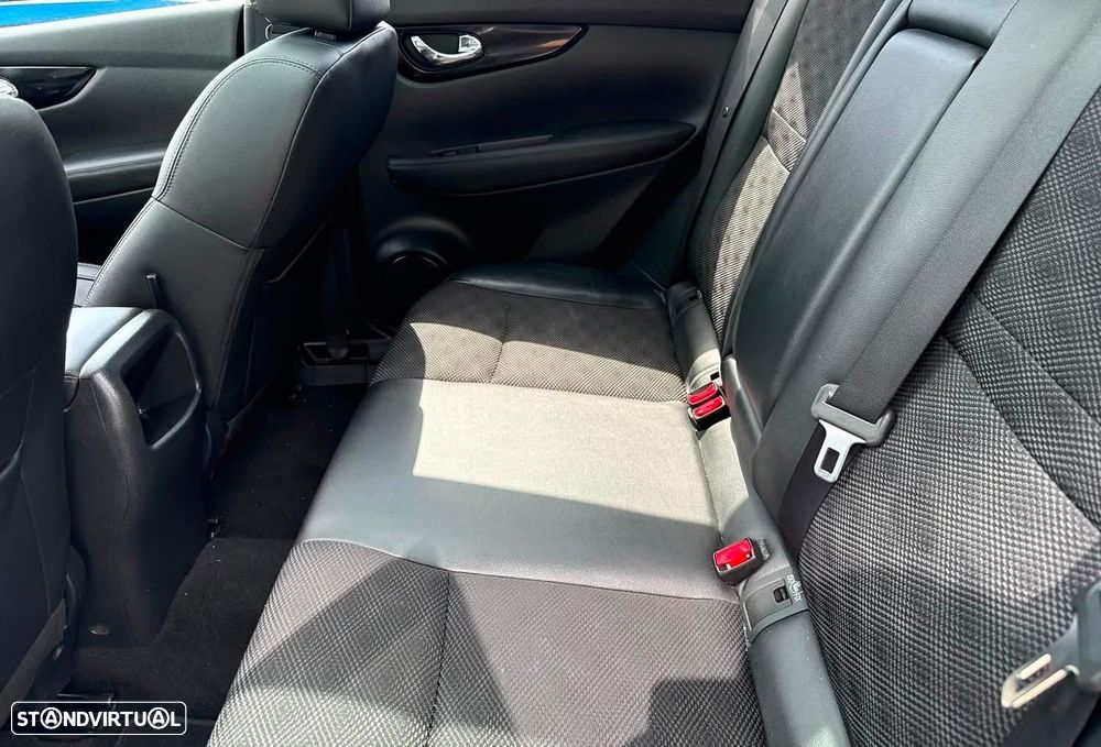 Nissan Qashqai 1.6 dCi 360 Xtronic - 13