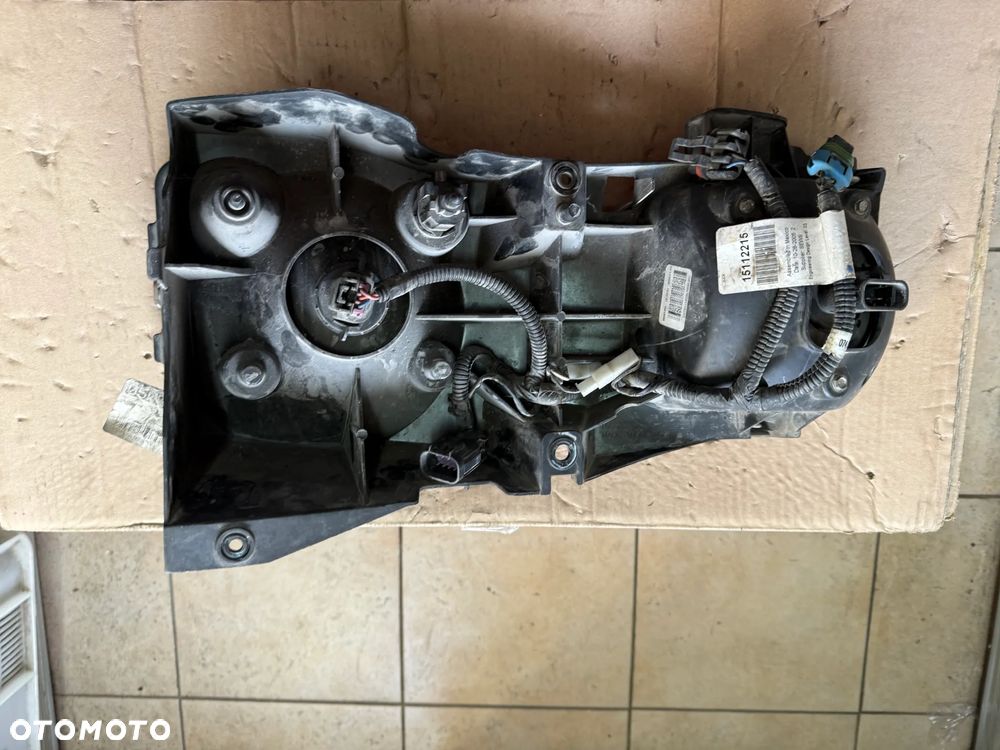 Reflektor / lampa przód przednia prawa HUMMER H3 - oryginalna - 3