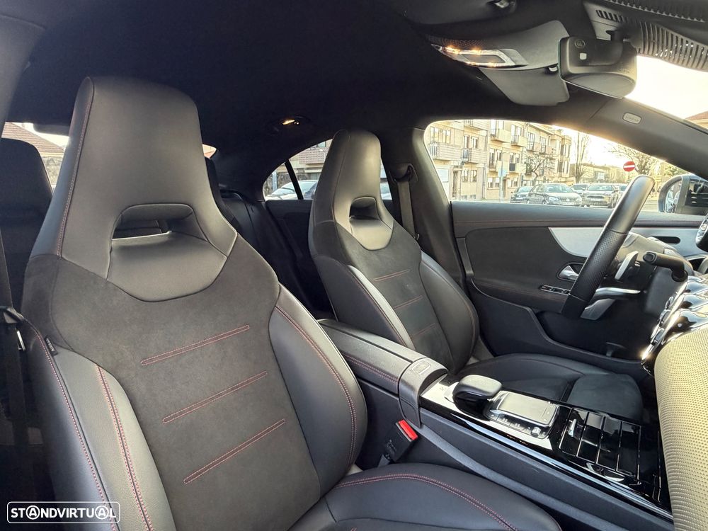 Mercedes-Benz CLA 250 e 8G-DCT AMG Line - 17