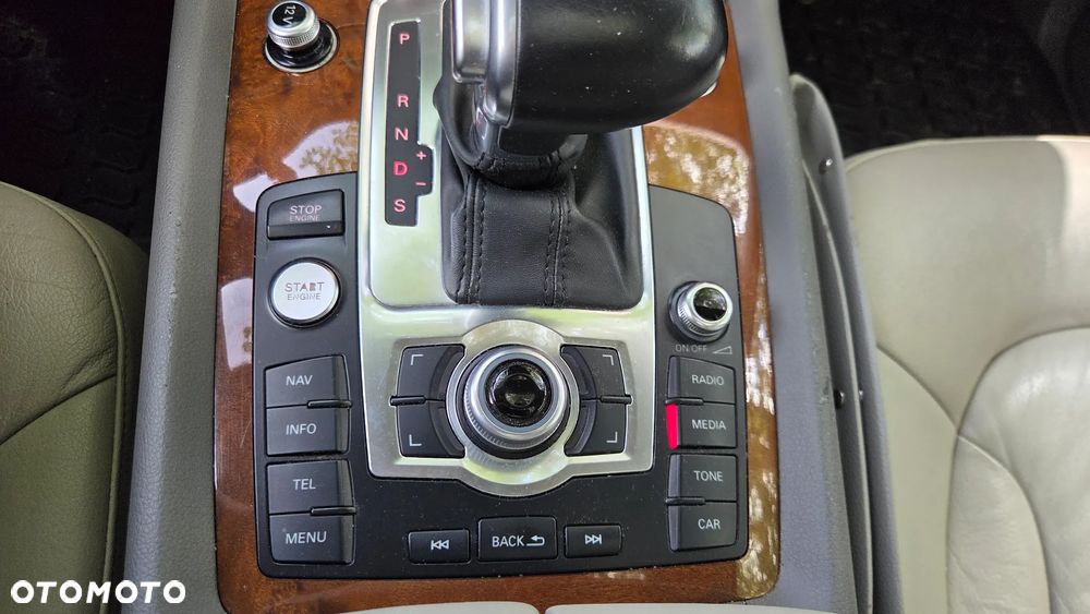 Audi Q7 3.0 TFSI Quattro Tiptronic - 22