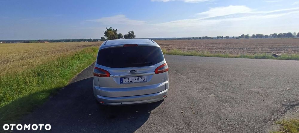 Ford S-Max - 10