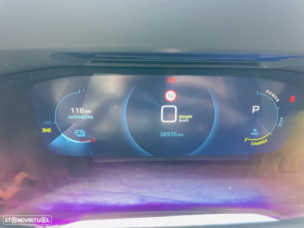 Peugeot e-2008 50 kWh GT Line - 14