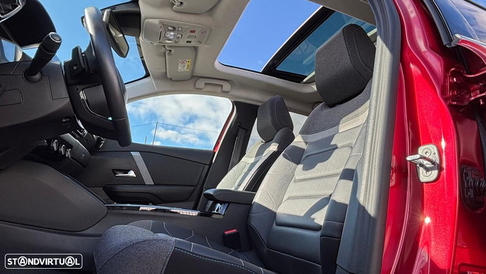 Citroën C4 1.2 PureTech Shine EAT8 - 3