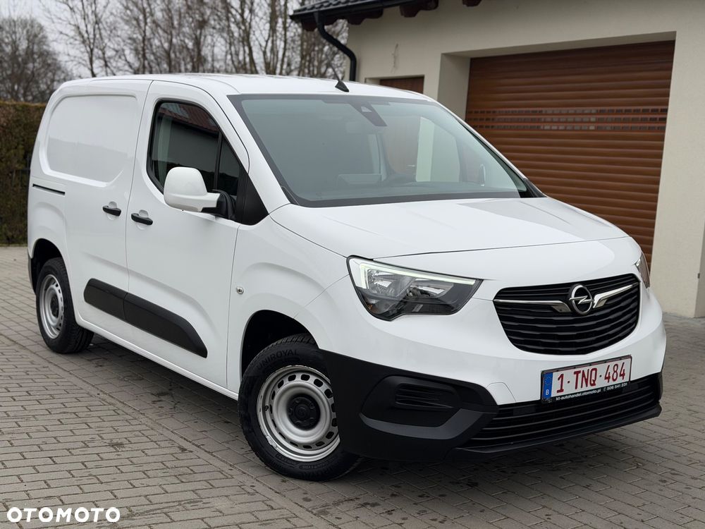 Opel COMBO - 36