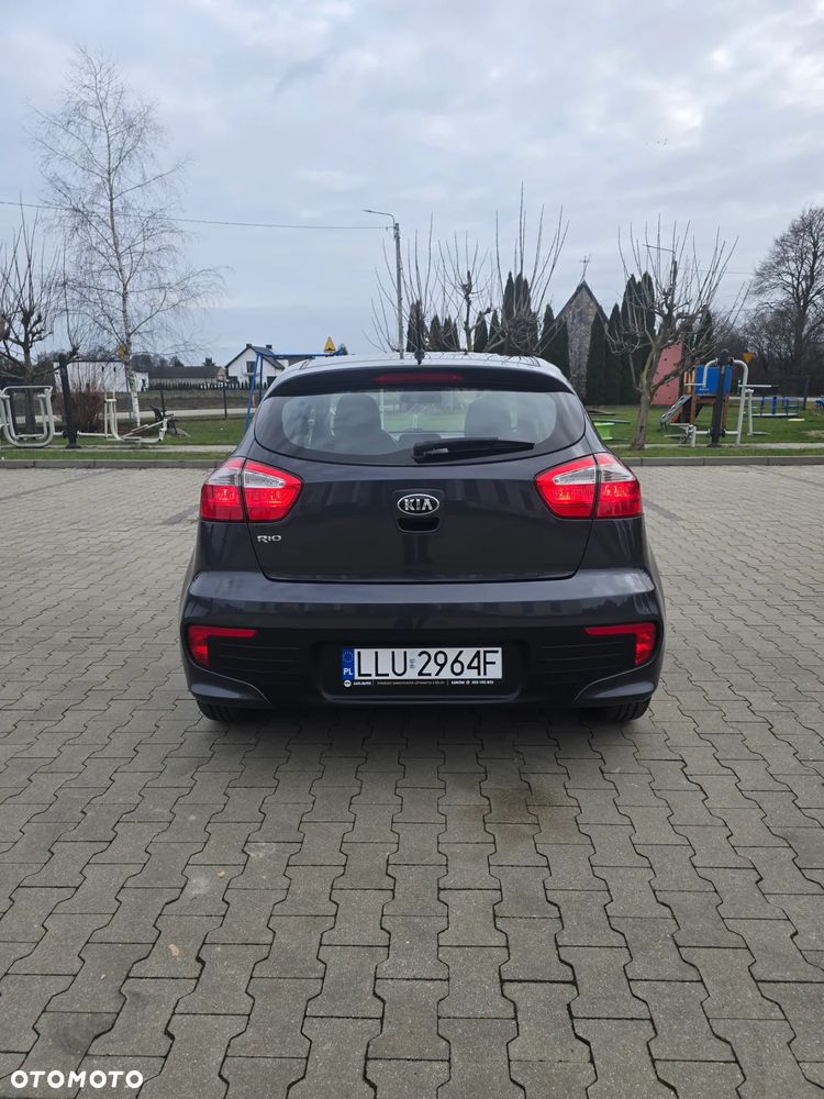 Kia Rio 1.2 Dream Team Edition - 9