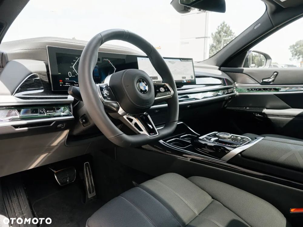 BMW Seria 7 740d xDrive - 6