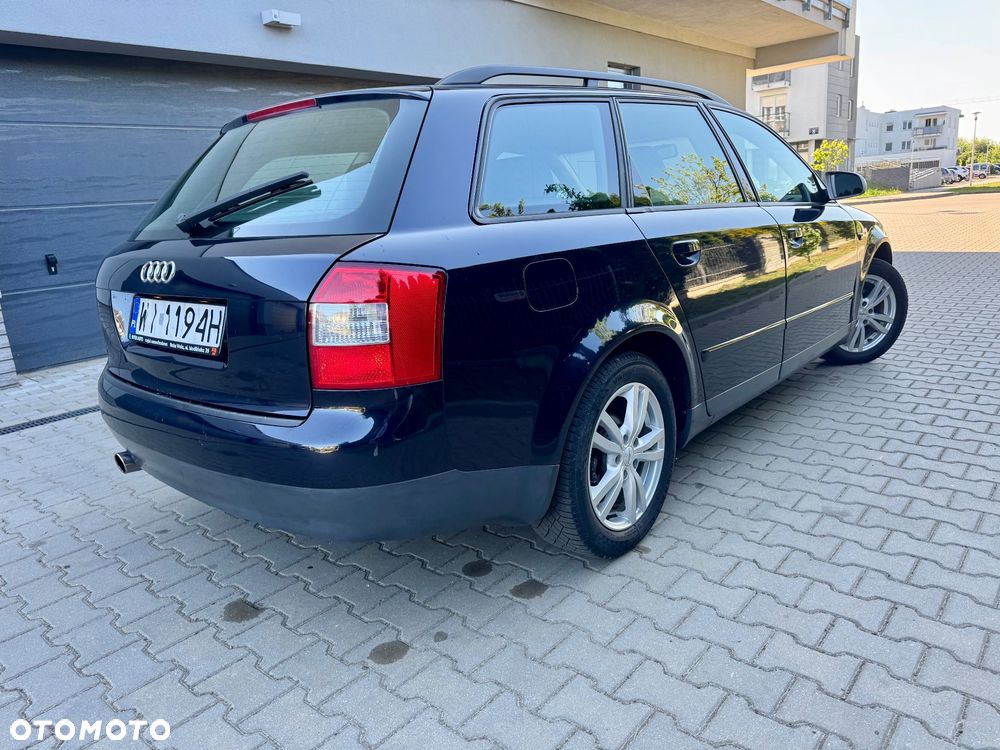 Audi A4 Avant - 25