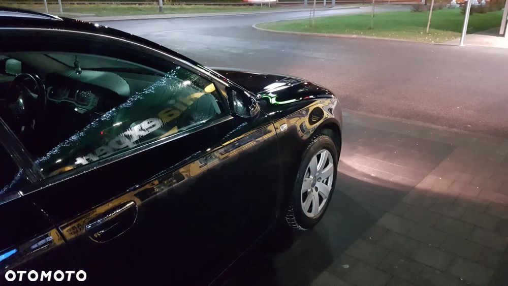 Audi A6 Avant 2.4 - 7
