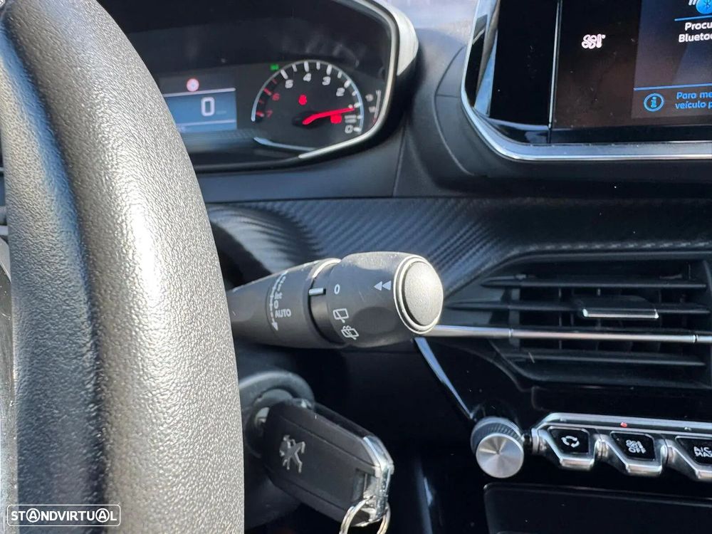 Peugeot 2008 1.2 PureTech Style - 26