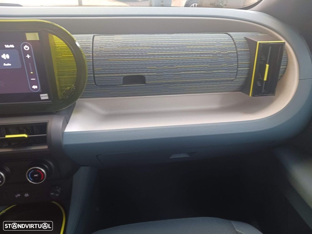 Fiat Grande Panda 1.2 Hybrid Icon eDCT - 21