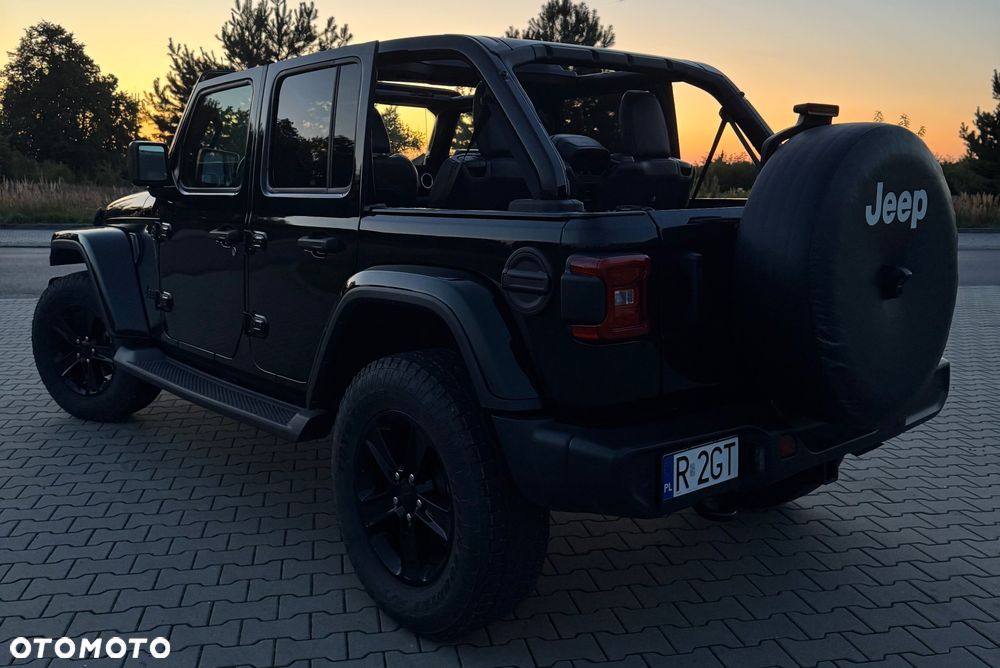 Jeep Wrangler - 33