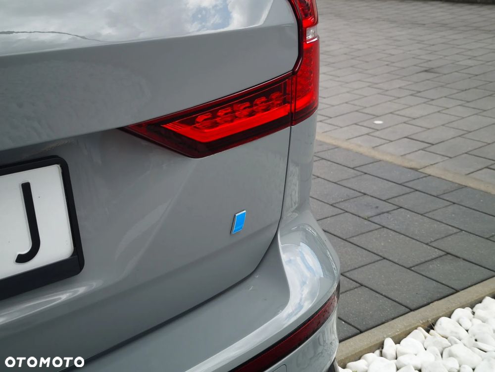 Volvo V60 B4 D Ultimate Dark - 10