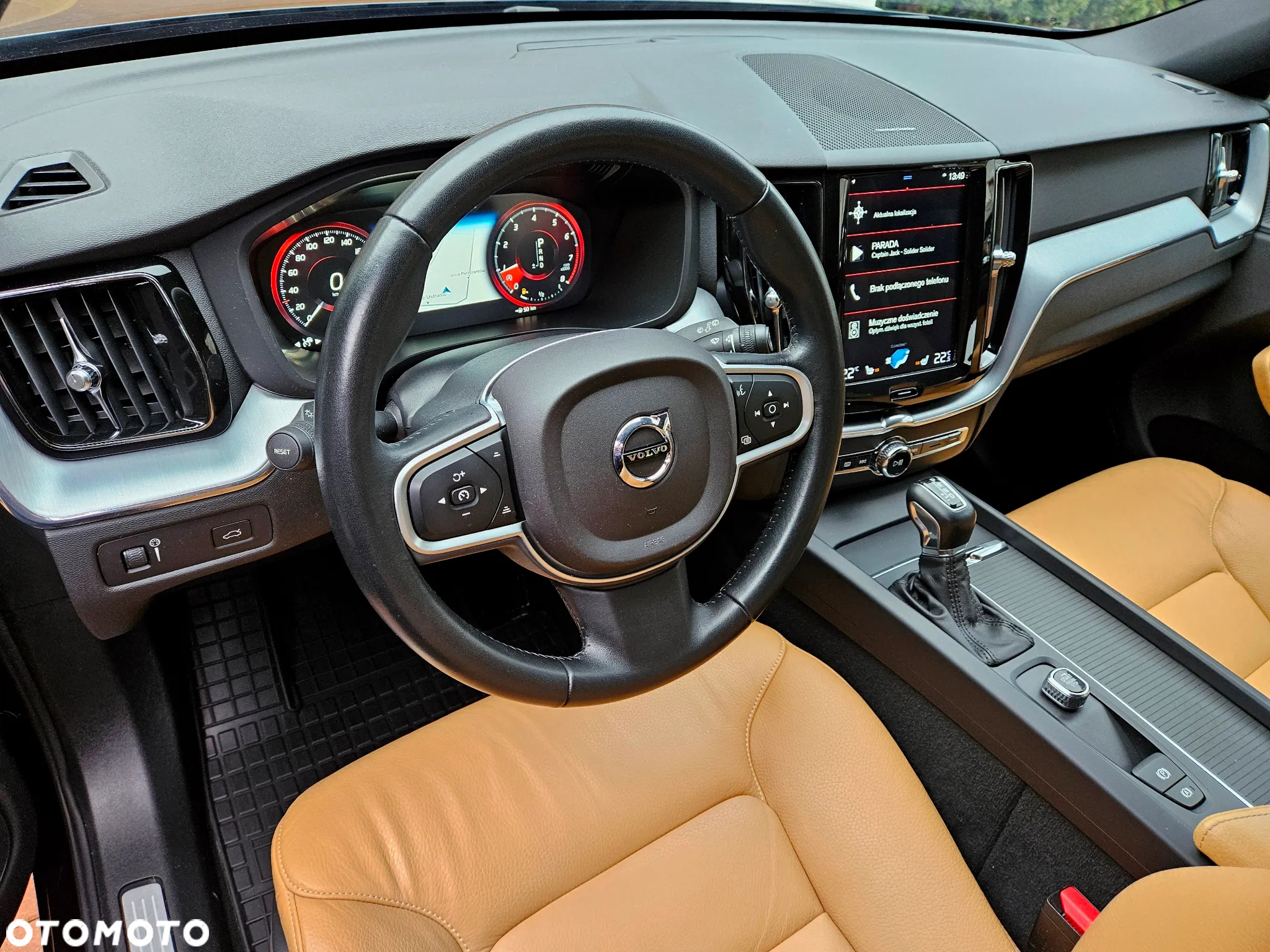 Volvo XC 60 T5 AWD Momentum Pro - 13
