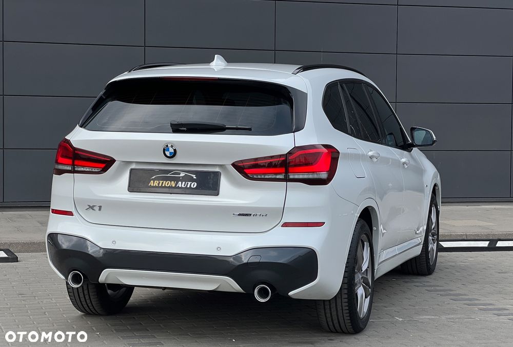 BMW X1 sDrive18d M Sport - 8