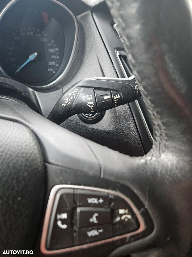 Ford Focus 1.0 EcoBoost Start Stop Titanium - 10
