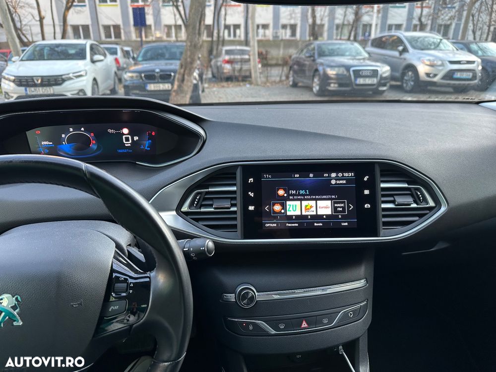 Peugeot 308 BlueHDi FAP 130 EAT8 Stop & Start Allure - 10