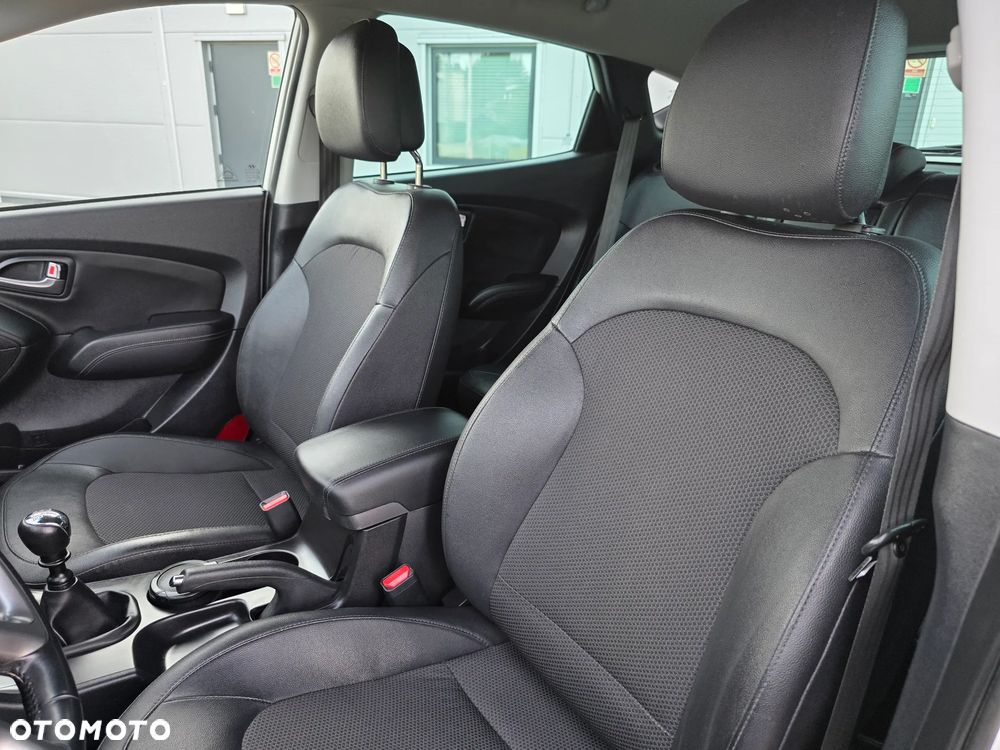 Hyundai ix35 2.0 CRDi 4WD 5 Star Edition - 27