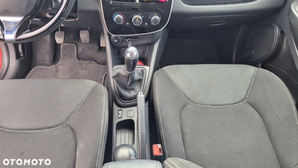 Renault Clio - 15