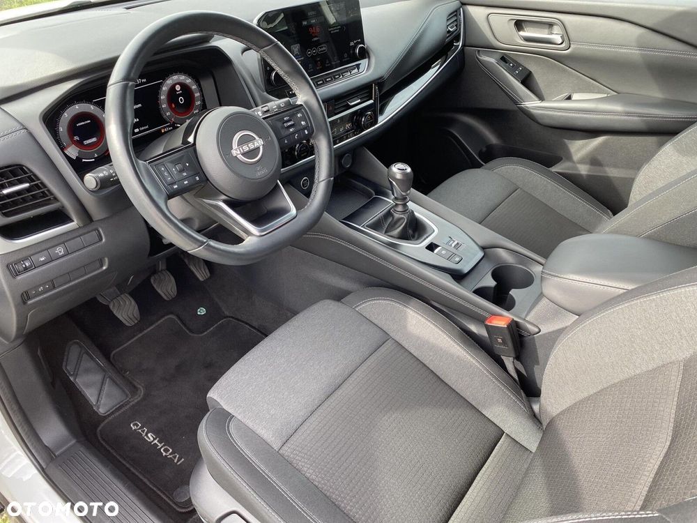 Nissan Qashqai 1.3 DIG-T N-Connecta - 11