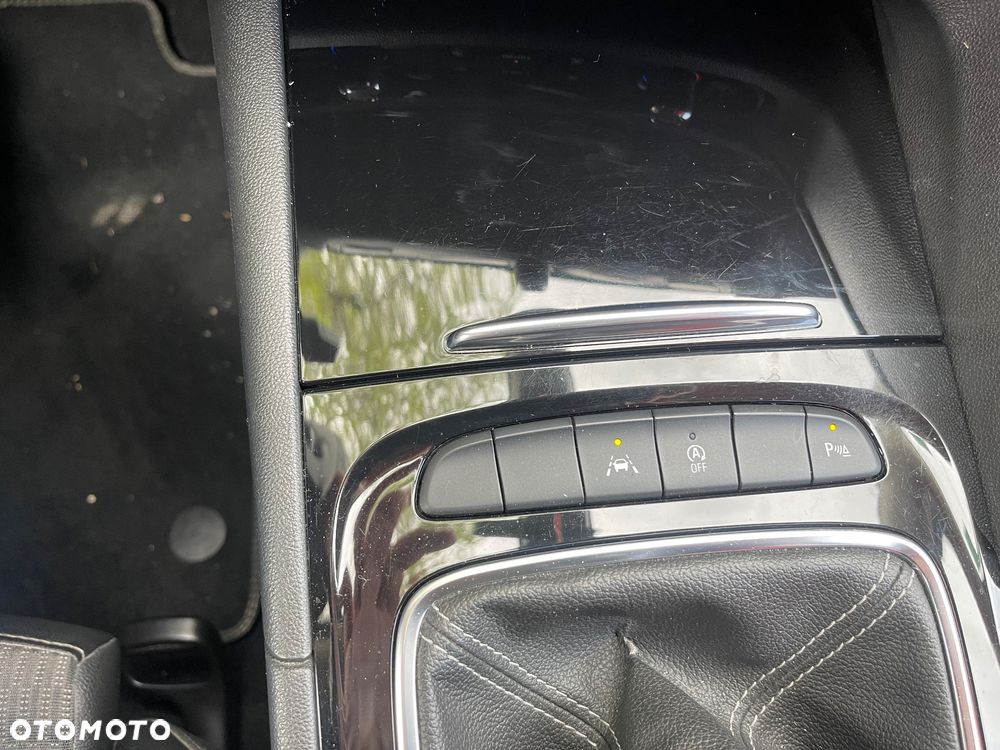 Opel Insignia 1.6 CDTI ecoFLEXStart/Stop Business Innovation - 11