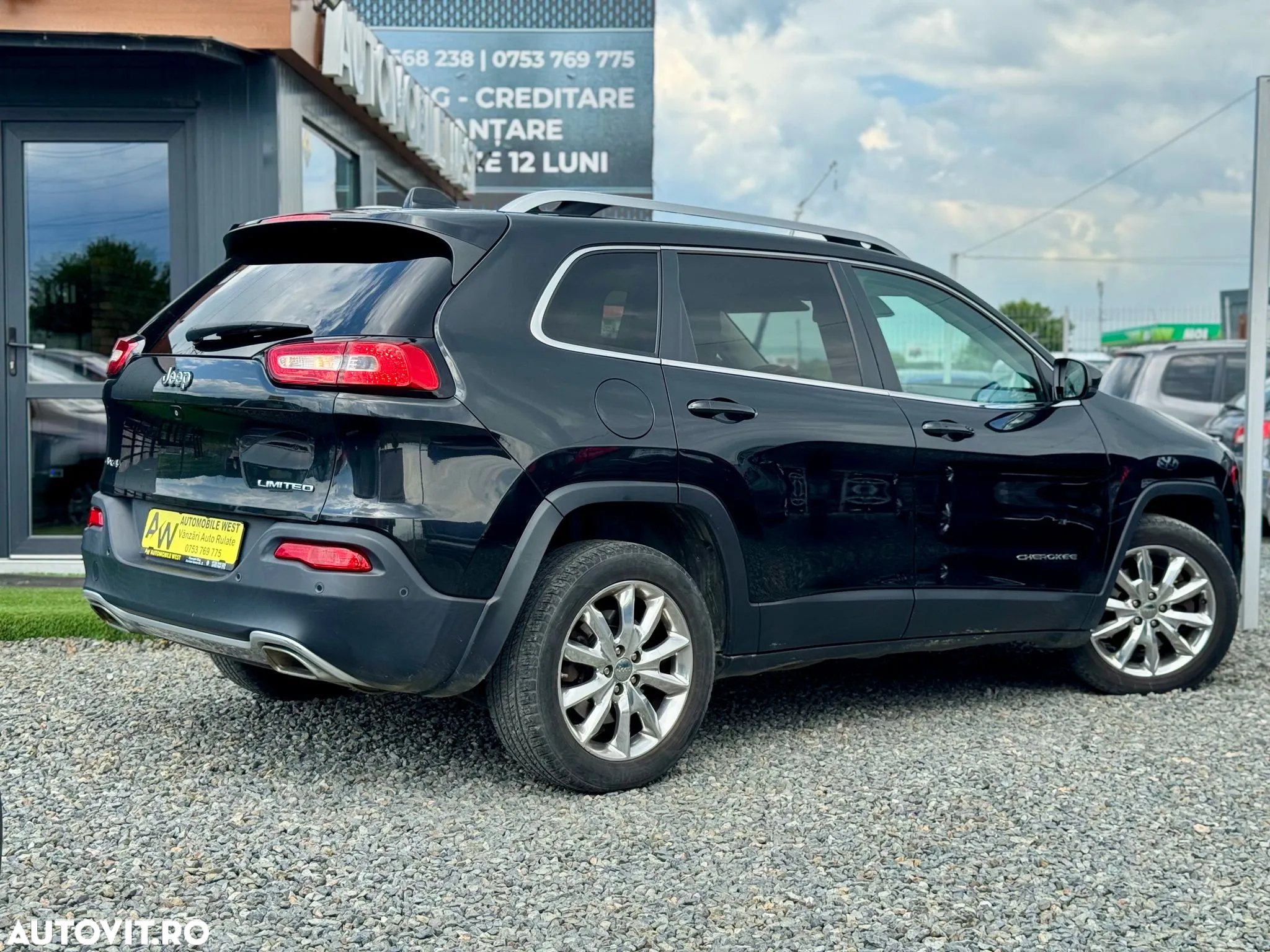 Jeep Cherokee 2.0 Mjet 4x4 AT Limited - 12