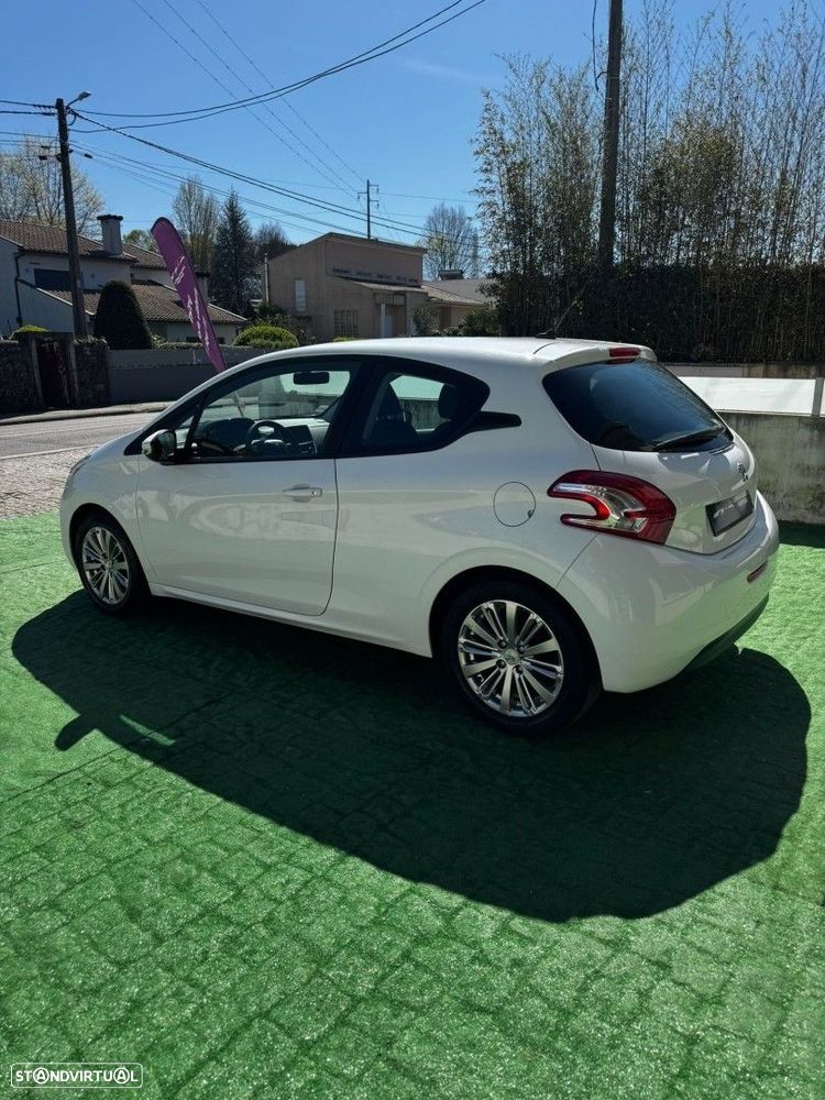 Peugeot 208 PureTech 68 Active - 8