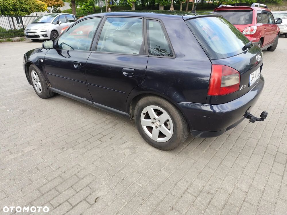 Audi A3 Sportback 1.9 TDI Ambiente - 5