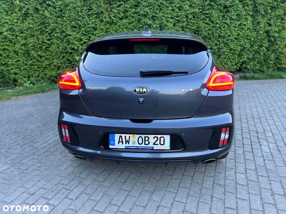 Kia ProCeed - 7