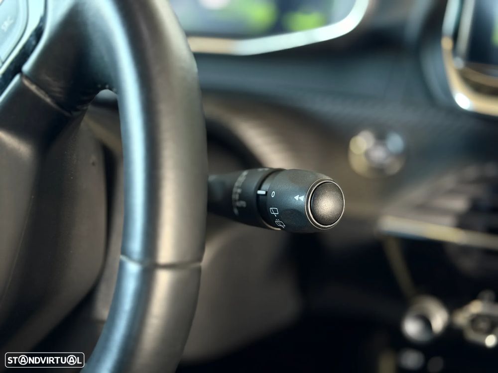 Peugeot 2008 BlueHDi 110 Allure - 17