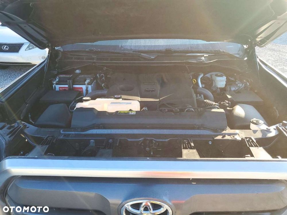 Toyota Tundra - 11